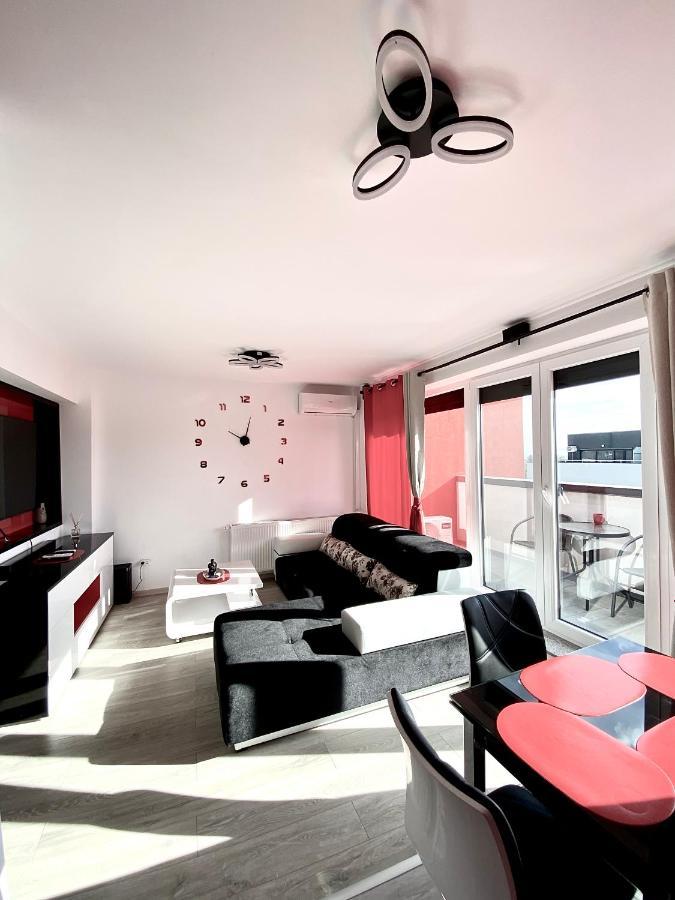 Ayana Apartment Braşov Esterno foto