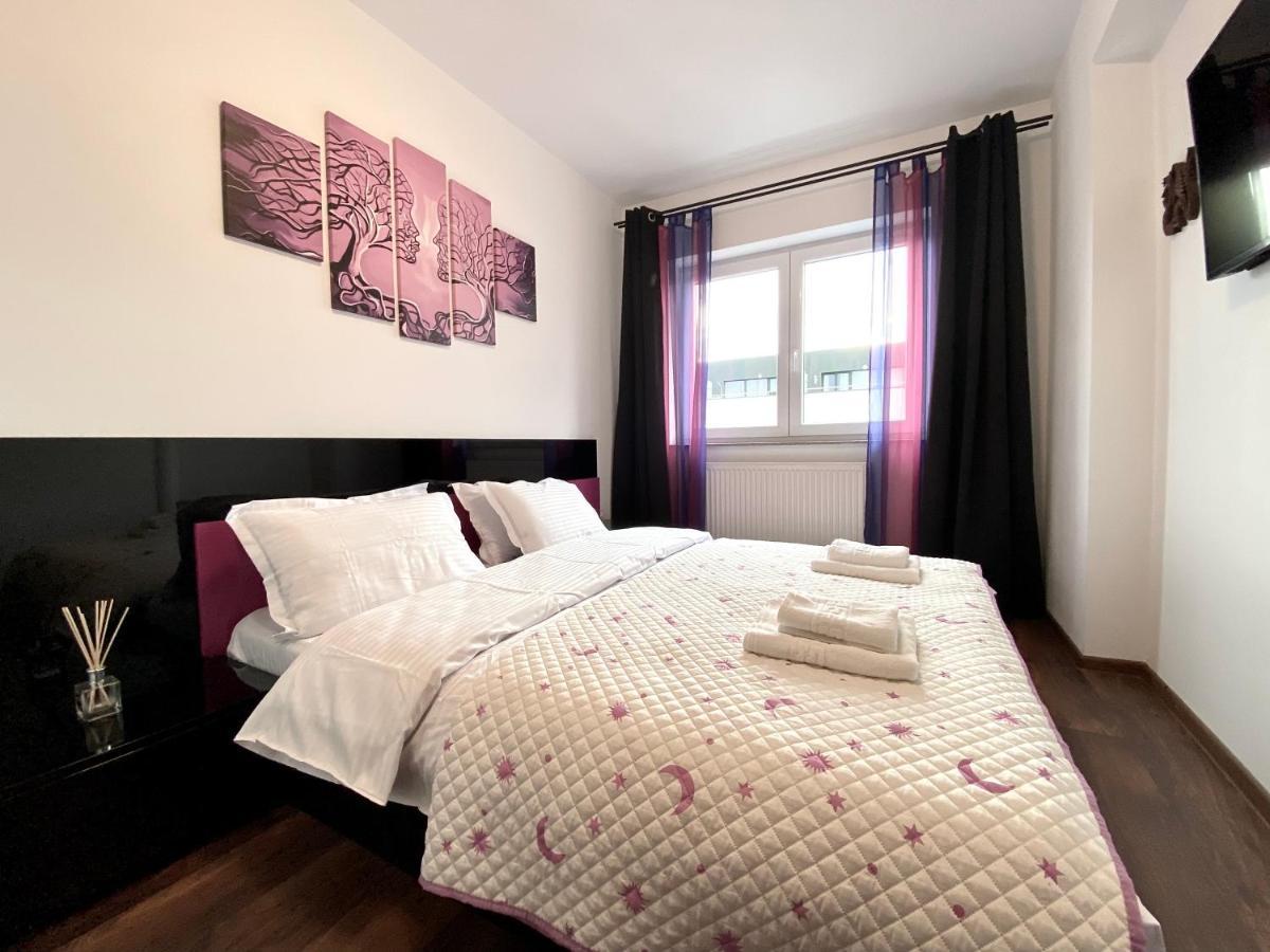 Ayana Apartment Braşov Esterno foto