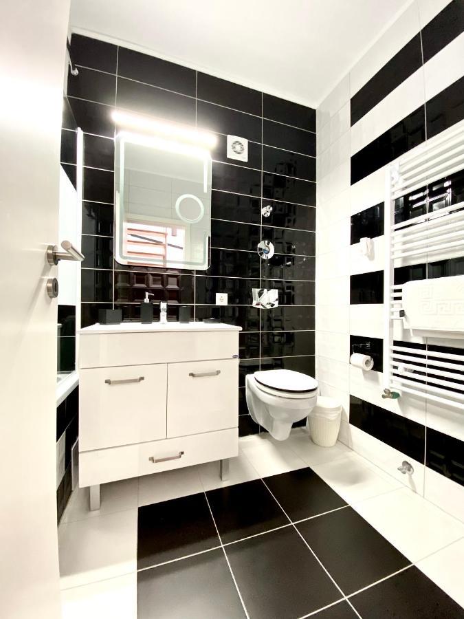 Ayana Apartment Braşov Esterno foto